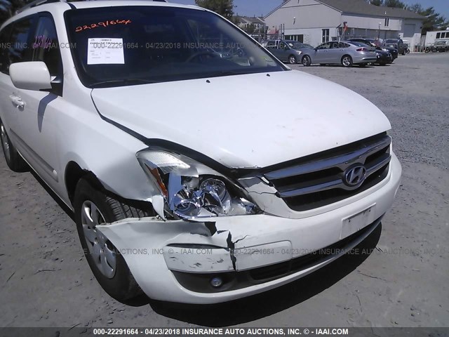 KNDMC233876024905 - 2007 HYUNDAI ENTOURAGE GLS/SE/LIMITED WHITE photo 6