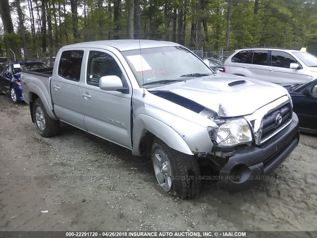 5TELU42N27Z466900 - 2007 TOYOTA TACOMA DOUBLE CAB ვერცხლისფერი ფოტო 1