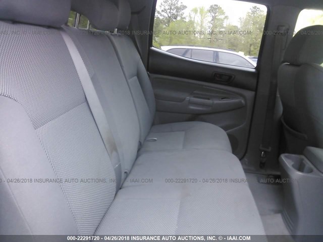 5TELU42N27Z466900 - 2007 TOYOTA TACOMA DOUBLE CAB ვერცხლისფერი ფოტო 8