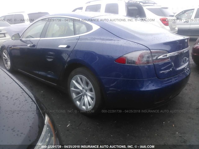 5YJSA1E29HF191596 - 2017 TESLA MODEL S Կապույտ լուսանկար 3