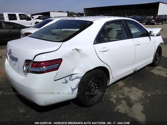 4T1BF3EK1AU559548 - 2010 TOYOTA CAMRY SE/LE/XLE 白色 照片 4
