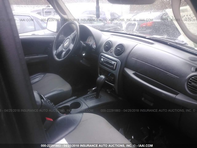 1J4GL48K84W177718 - 2004 JEEP LIBERTY SPORT 黑色 照片 5