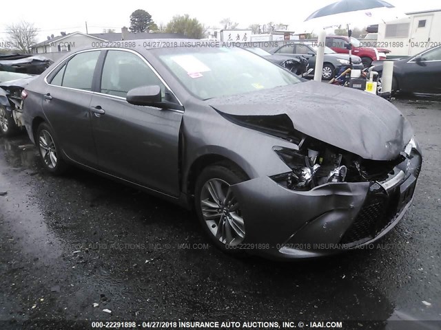 4T1BF1FK1HU791239 - 2017 TOYOTA CAMRY LE/XLE/SE/XSE BLACK photo 1