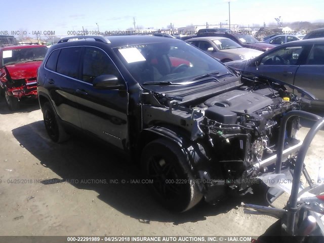 1C4PJMCS3HW648232 - 2017 JEEP CHEROKEE LATITUDE BLACK photo 1