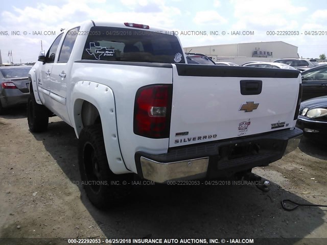 3GCRCSE02AG150949 - 2010 CHEVROLET SILVERADO C1500 LT WHITE photo 3