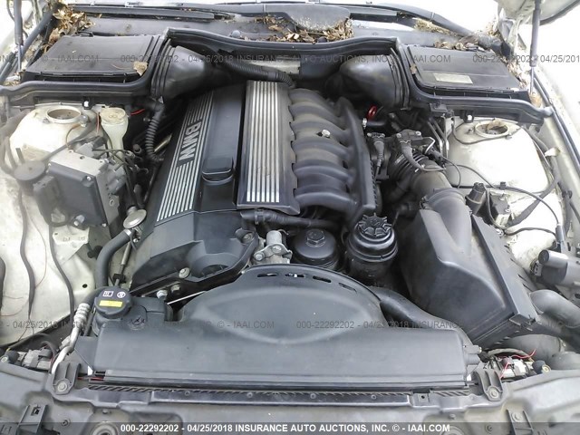 WBADD6327VBW23968 - 1997 BMW 528 WHITE photo 10