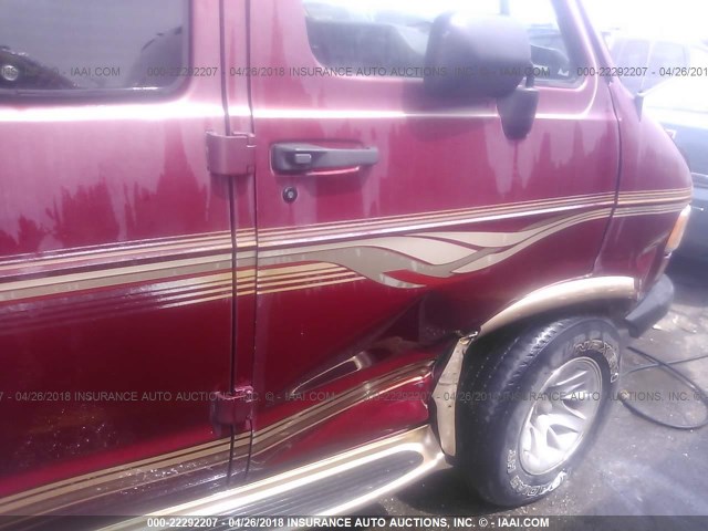 2B6HB21Y5VK566453 - 1997 DODGE RAM VAN B2500 MAROON photo 6