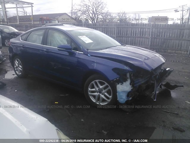 1FA6P0H73F5127303 - 2015 FORD FUSION SE BLUE photo 1