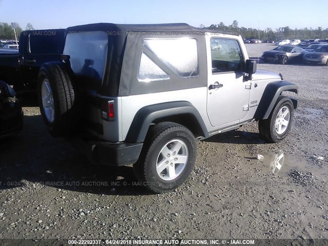 1C4AJWAG1EL127829 - 2014 JEEP WRANGLER SPORT GRAY photo 4