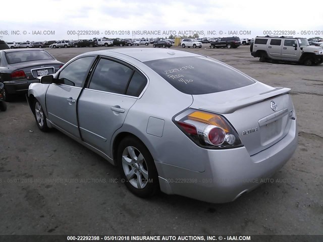 1N4BL21E68C266161 - 2008 NISSAN ALTIMA 3.5SE/3.5SL SILVER photo 3