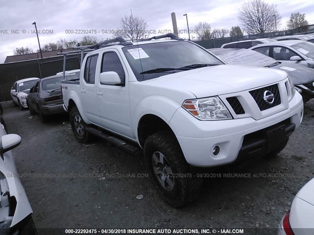 1N6AD0EV7BC452149 - 2011 NISSAN FRONTIER S/SV/SL/PRO-4X WHITE photo 1