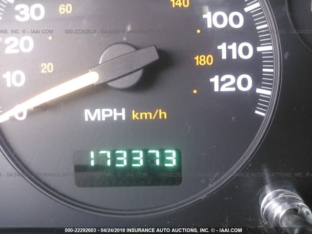 1J4GW48S74C409878 - 2004 JEEP GRAND CHEROKEE LAREDO/COLUMBIA/FREEDOM 红色 照片 7