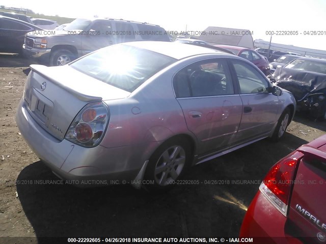 1N4AL11E54C172840 - 2004 NISSAN ALTIMA S/SL SILVER photo 4