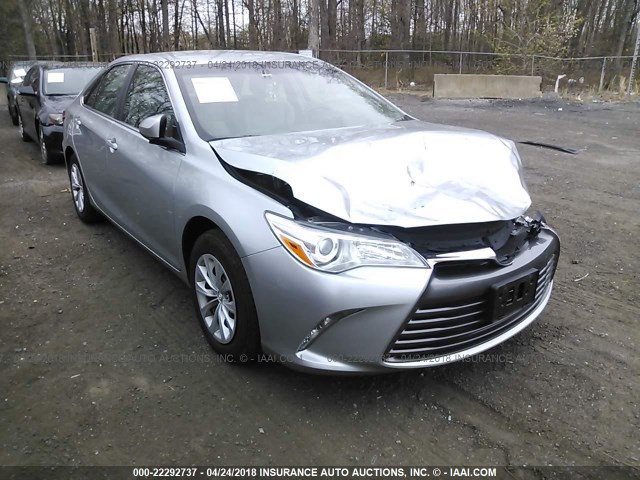 4T4BF1FK8GR576414 - 2016 TOYOTA CAMRY LE/XLE/SE/XSE SILVER photo 1