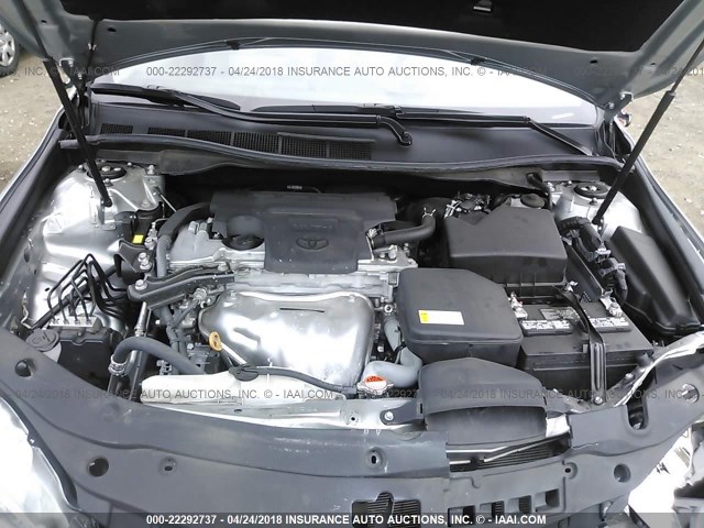 4T4BF1FK8GR576414 - 2016 TOYOTA CAMRY LE/XLE/SE/XSE ვერცხლისფერი ფოტო 10