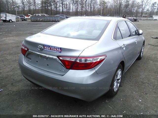 4T4BF1FK8GR576414 - 2016 TOYOTA CAMRY LE/XLE/SE/XSE SILVER photo 4