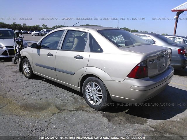 1FAFP34N77W348761 - 2007 FORD FOCUS ZX4/S/SE/SES 银色 照片 3