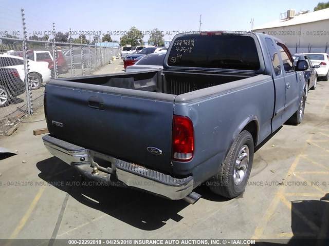 1FTRX17212NA41758 - 2002 FORD F150 BLUE photo 4