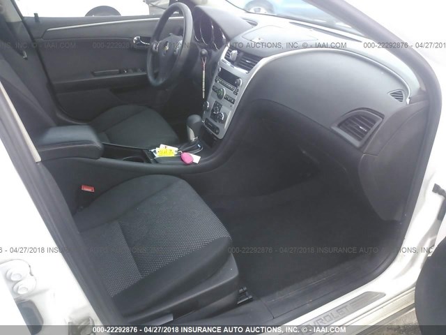 1G1ZC5EU3BF191316 - 2011 CHEVROLET MALIBU 1LT 白色 照片 5