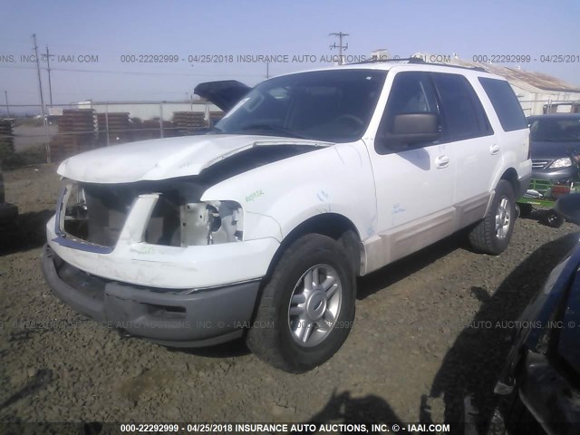 1FMFU16L63LB65605 - 2003 FORD EXPEDITION XLT WHITE photo 2