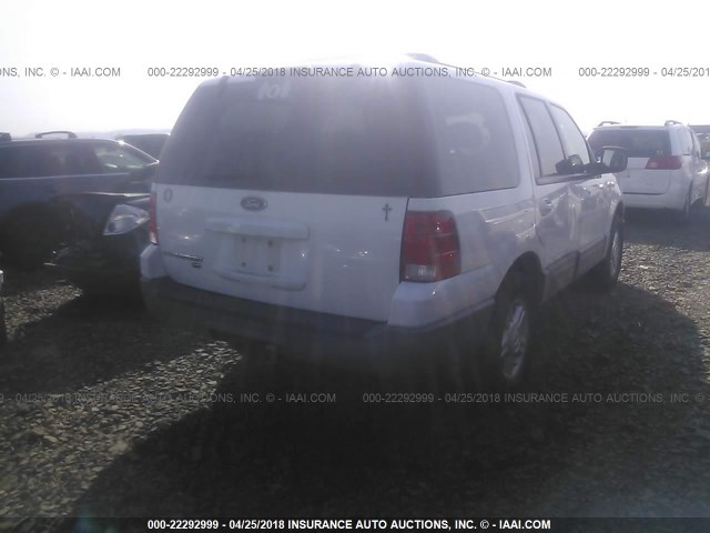 1FMFU16L63LB65605 - 2003 FORD EXPEDITION XLT WHITE photo 4