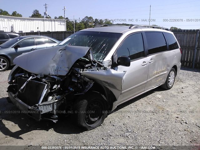 5TDZA23C76S442933 - 2006 TOYOTA SIENNA CE/LE SILVER photo 2