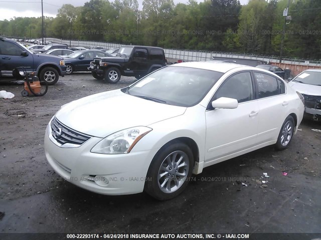 1N4AL2AP7AN563740 - 2010 NISSAN ALTIMA S WHITE photo 2