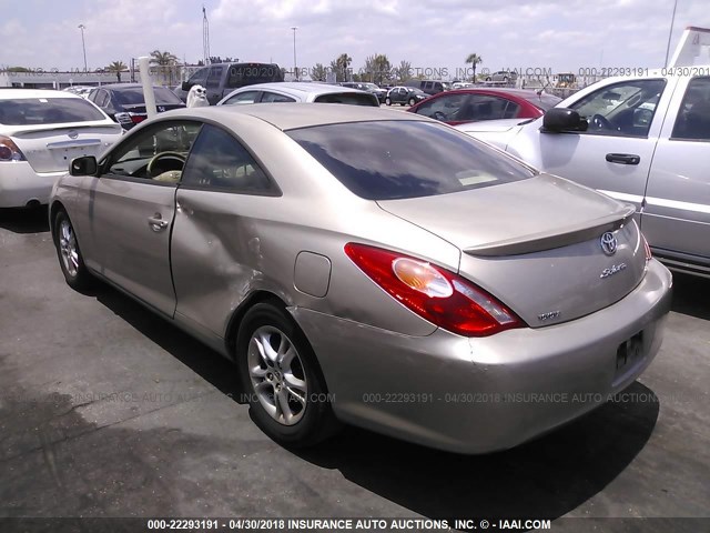 4T1CE38P75U978055 - 2005 TOYOTA CAMRY SOLARA SE/SLE Champagne photo 3