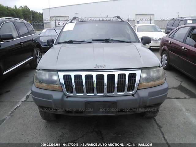 1J4GW48S52C147503 - 2002 JEEP GRAND CHEROKEE LAREDO SILVER photo 6