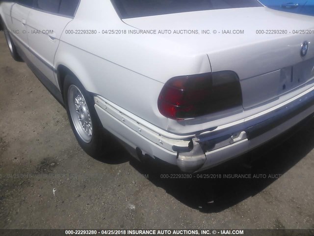 WBAGF8324WDL53025 - 1998 BMW 740 I AUTOMATIC WHITE photo 6