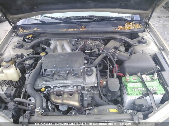 2T1FF22P81C528889 - 2001 TOYOTA CAMRY SOLARA SE/SLE ოქროსფერი ფოტო 10