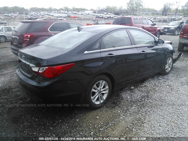 5NPEB4AC6DH592853 - 2013 HYUNDAI SONATA GLS BLACK photo 4