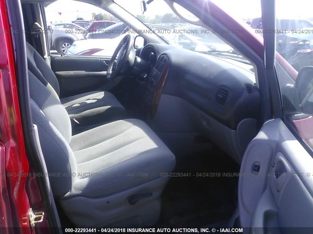 2A4GP44R36R873213 - 2006 CHRYSLER TOWN & COUNTRY LX BURGUNDY photo 5