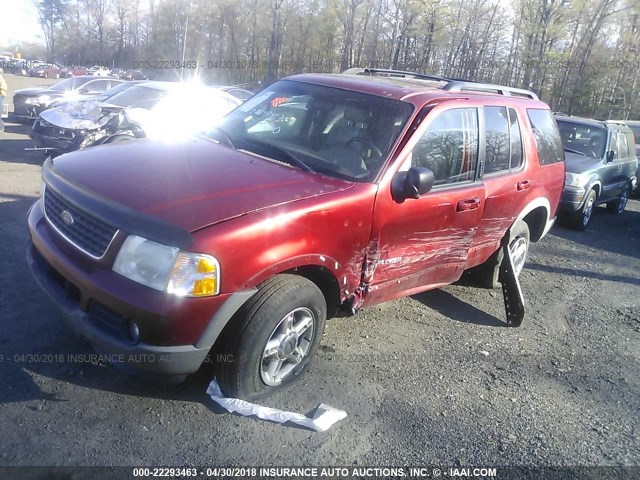 1FMDU73W32UC97190 - 2002 FORD EXPLORER XLT RED photo 2