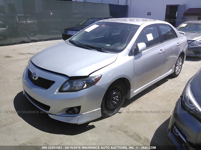 2T1BU4EE2AC454153 - 2010 TOYOTA COROLLA S/LE/XLE SILVER photo 2