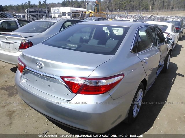 4T4BF1FK4GR528280 - 2016 TOYOTA CAMRY LE/XLE/SE/XSE SILVER photo 4