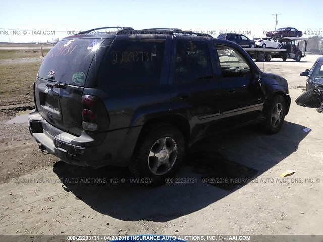 1GNDT13SX52335023 - 2005 CHEVROLET TRAILBLAZER LS/LT GRAY photo 4