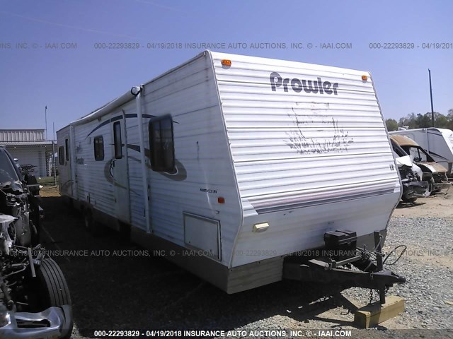 1EC1B382242806562 - 2004 FLEETWOOD PROWLER  WHITE photo 1