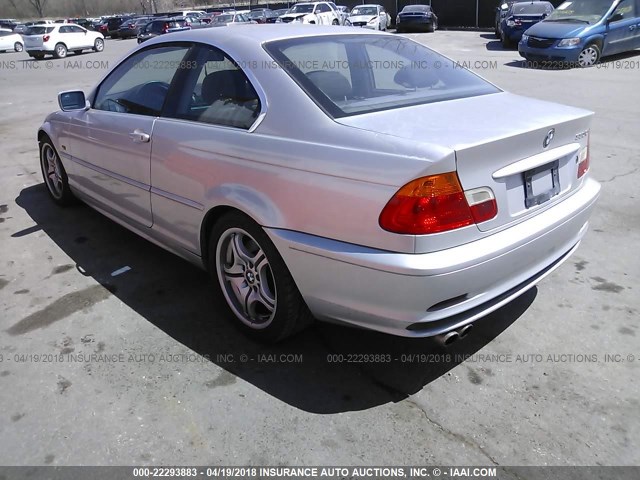 WBABN53431JU36131 - 2001 BMW 330 CI SILVER photo 3