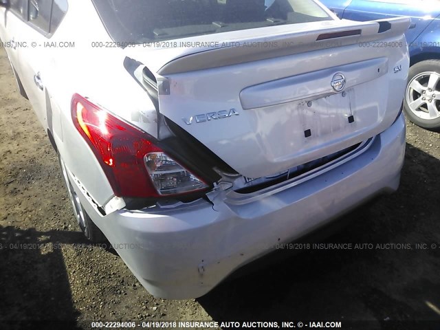 3N1CN7AP3JL806747 - 2018 NISSAN VERSA S/S PLUS/SV/SL SILVER photo 6