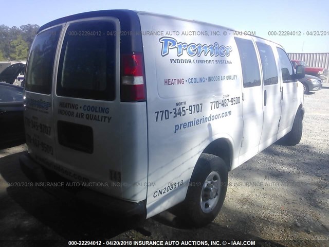 1GCWGFBA3B1177167 - 2011 CHEVROLET EXPRESS G2500  WHITE photo 4