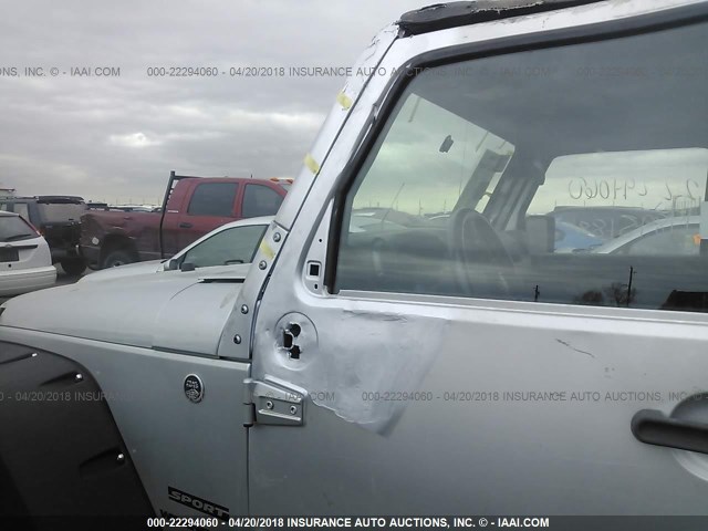 1C4AJWAG6CL169927 - 2012 JEEP WRANGLER SPORT ვერცხლისფერი ფოტო 6