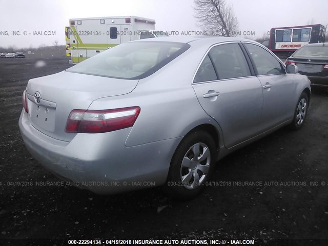 4T1BE46K49U372906 - 2009 TOYOTA CAMRY SE/LE/XLE SILVER photo 4