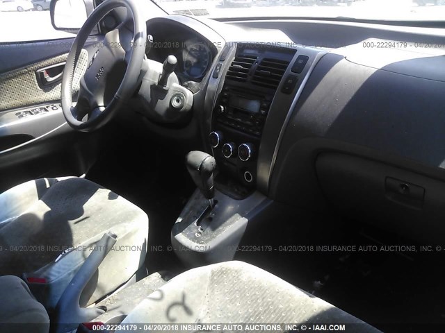 KM8JN12D75U078976 - 2005 HYUNDAI TUCSON GLS/LX SILVER photo 5