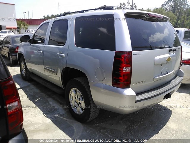 1GNSCAE05BR211604 - 2011 CHEVROLET TAHOE C1500  LS SILVER photo 3