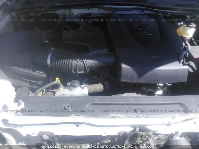 5TFCZ5AN9GX005838 - 2016 TOYOTA TACOMA DBL CAB/SR/SR5/TRD SPT/OR WHITE photo 10