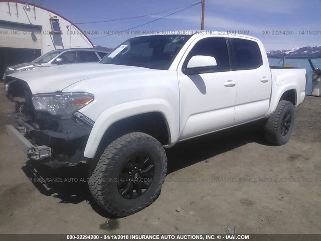 5TFCZ5AN9GX005838 - 2016 TOYOTA TACOMA DBL CAB/SR/SR5/TRD SPT/OR WHITE photo 2