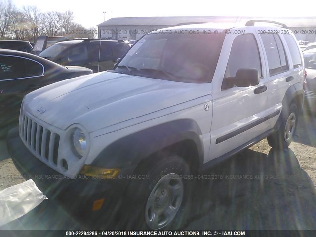 1J4GL48K66W236395 - 2006 JEEP LIBERTY SPORT WHITE photo 2