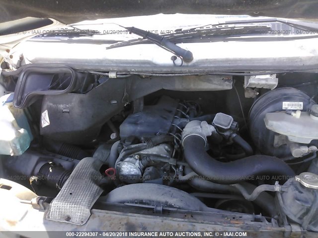WD0PD644465886698 - 2006 DODGE SPRINTER 2500 WHITE photo 10