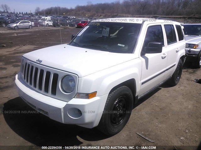 1J4NT2GB4AD598632 - 2010 JEEP PATRIOT SPORT WHITE photo 2